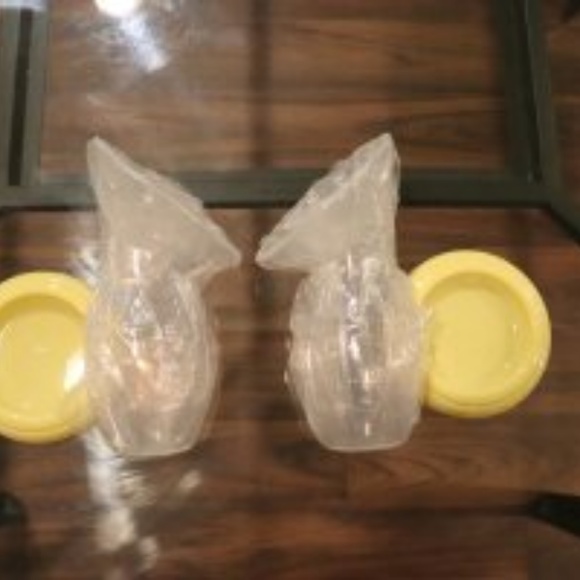NEW 2pk Milk Saver Milk Catcher Manual Breastpump - Picture 3 of 6